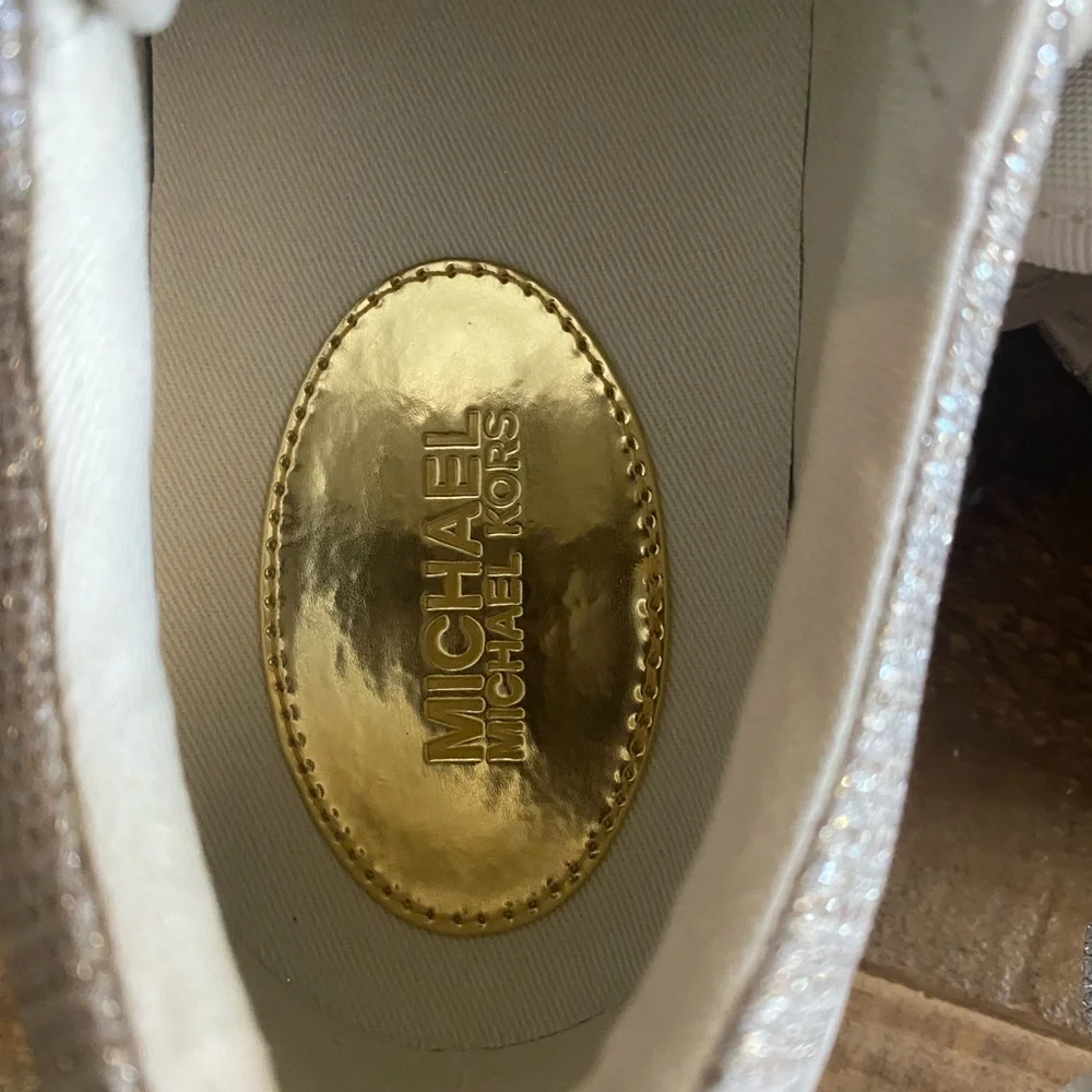 Brand New Michael Kors Sneakers Size 7 1/2 - Picture 2 of 8